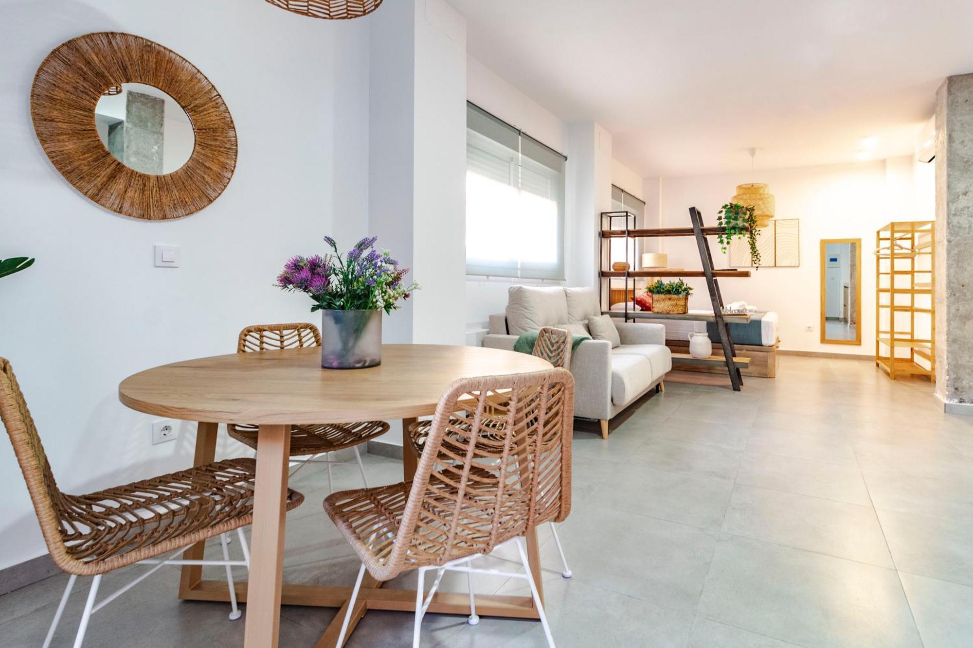 Nuevo Acogedor Estudio Junto Sta Justa Y Aeropuerto Apartamento Sevilha